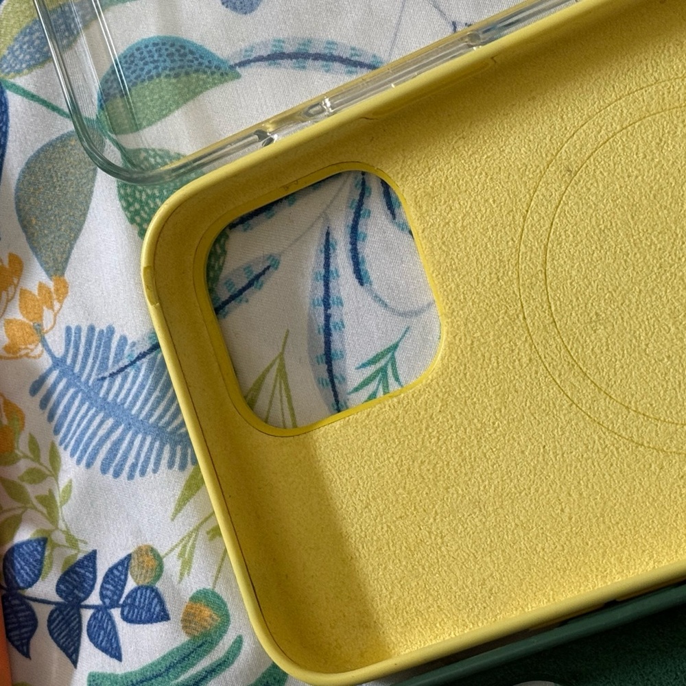 Colorful Phone Case Set - Picture 8 of 8